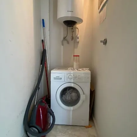 Odyssey Court דירה *